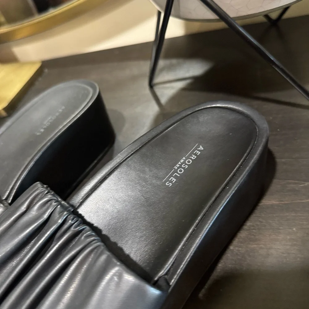 Aerosoles Women's Black Slide Sandals - Picture 3 of 4